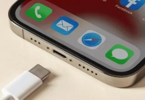 孟津苹果15维修分享iPhone15改USB-C接口后能和安卓用户互借充电器吗